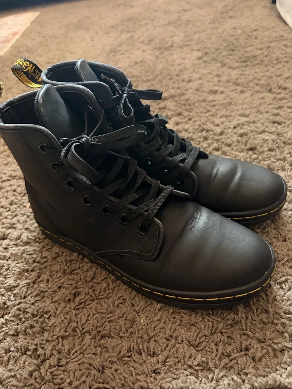 Dr. Martens Shoreditch Black Leather Ankle Boots Womens US 6